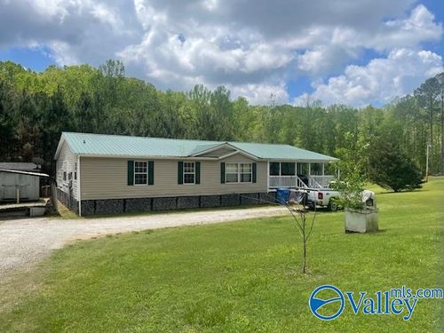 102 Pine Ridge Rd, WEDOWEE, AL, 36278-4262 | Card Image