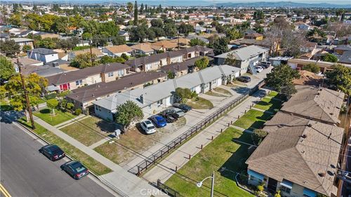 6800 Wilcox Ave, Bell, CA, 90201-2864 | Card Image