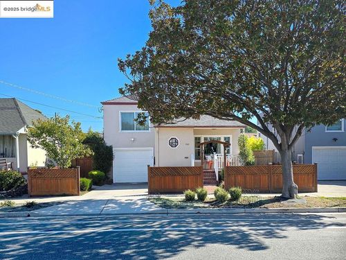 760 37th St, Richmond, CA, 94805-2196 | Card Image