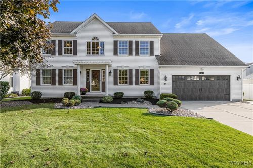 44 Southpoint Dr, Lancaster, NY, 14086-3330 | Card Image
