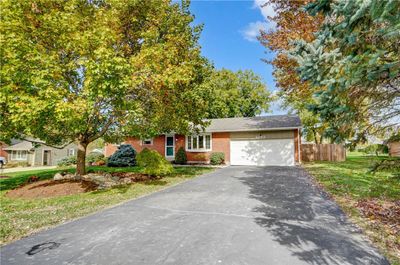 4192 Carondelet Drive, House other with 3 bedrooms, 2 bathrooms and null parking in Beavercreek OH | Image 3