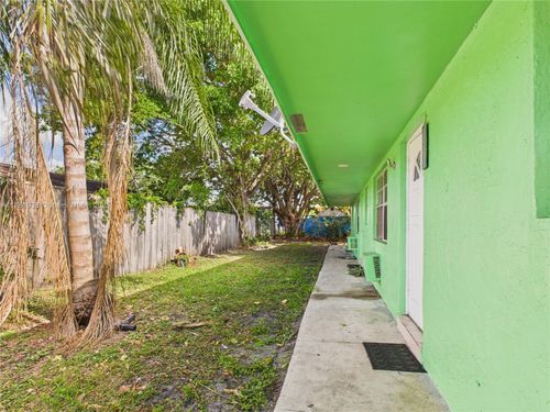 2707 Nw 13th St, Fort Lauderdale, FL, 33311-5227 | Card Image