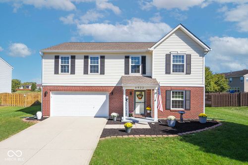 6922 Briarwood Blvd, New Palestine, IN, 46163-9214 | Card Image