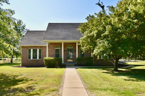 385 Secretariat Pl, Mt. Zion, IL, 62549-9710 | Card Image