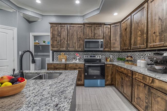 example of digitally staged kitchen | Image 10