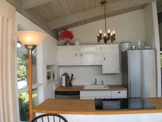 6 Trails End, House other with 4 bedrooms, 3 bathrooms and 2 parking in Chilmark MA | Image 7