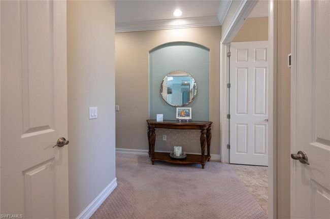 Entry to Owner's Suite | Image 30