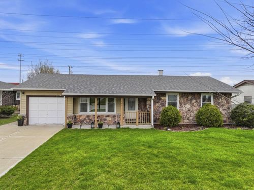 441 Walnut Ln, Elk Grove Village, IL, 60007-4628 | Card Image