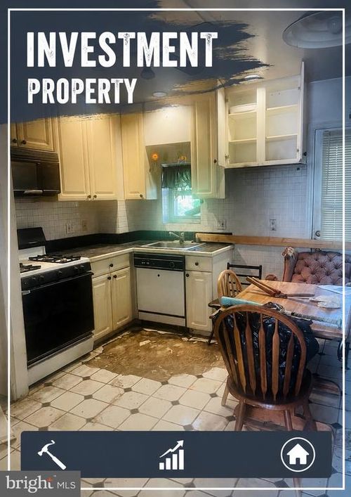 102 5th 1/2 St, BALTIMORE, MD, 21224-2423 | Card Image