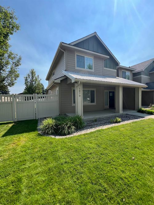 1870 N Willamette Rd, Liberty Lake, WA, 99016-5060 | Card Image