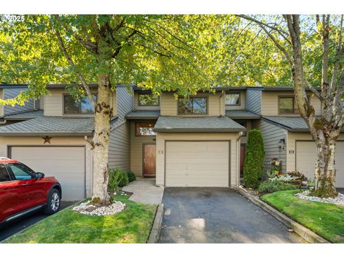 apt-61-7900 Ne Loowit Loop, Vancouver, WA, 98662-6447 | Card Image