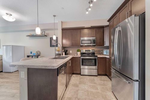 3207-4 Kingsland Close Se, Airdrie, AB, T4A0J3 | Card Image