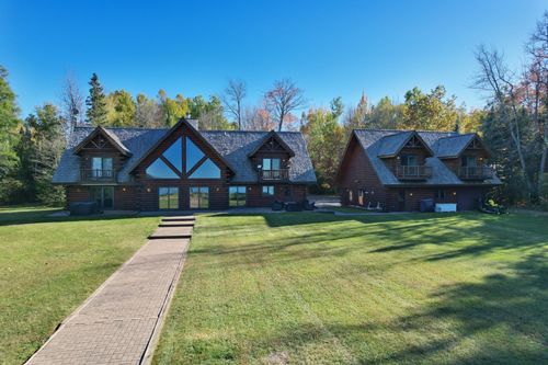 2952 E Kerr Ln, Phelps, WI, 54554-9243 | Card Image