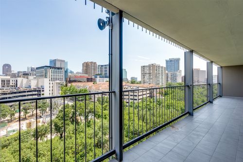 apt-12e-3310 Fairmount St, Dallas, TX, 75201-1240 | Card Image