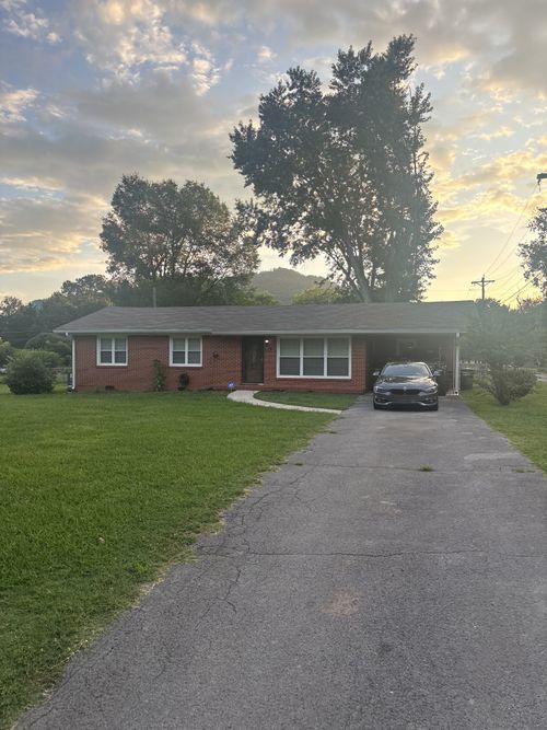 921 Betsy Pack Dr, Jasper, TN, 37347-2932 | Card Image