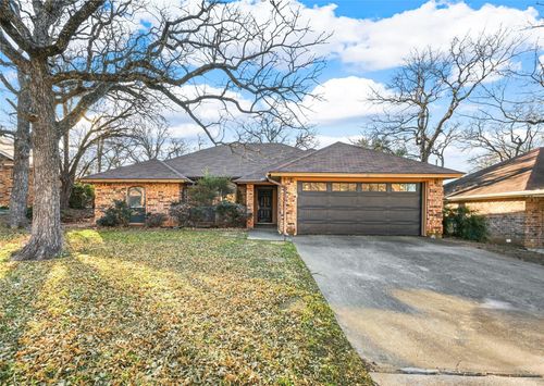 2108 Preakness Ct, Arlington, TX, 76017-4552 | Card Image