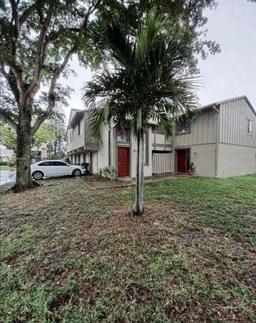 81e-2206 Nw 59th Ter, Lauderhill, FL, 33313-3149 | Card Image