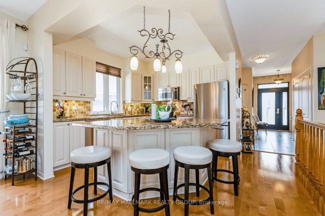 1551 Henri Lauzon St, House attached with 2 bedrooms, 3 bathrooms and 2 parking in Orléans ON | Image 12