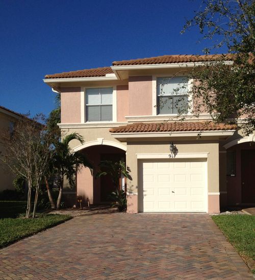 911 Seminole Palms Dr, Lake Worth, FL, 33463-4220 | Card Image