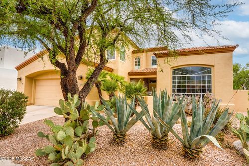 2421 N Quesnel Loop, Tucson, AZ, 85715-6825 | Card Image