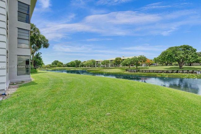 APT-103 - 1520 Whitehall Dr, Condo with 2 bedrooms, 2 bathrooms and null parking in Davie FL | Image 29