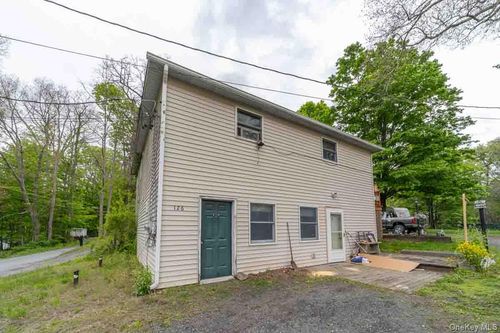 b-126 Red Top Rd, Wallkill, NY, 12589-3529 | Card Image
