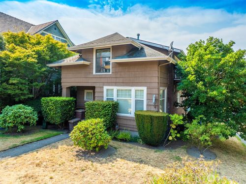 1303 13th Ave S, Seattle, WA, 98144-3405 | Card Image