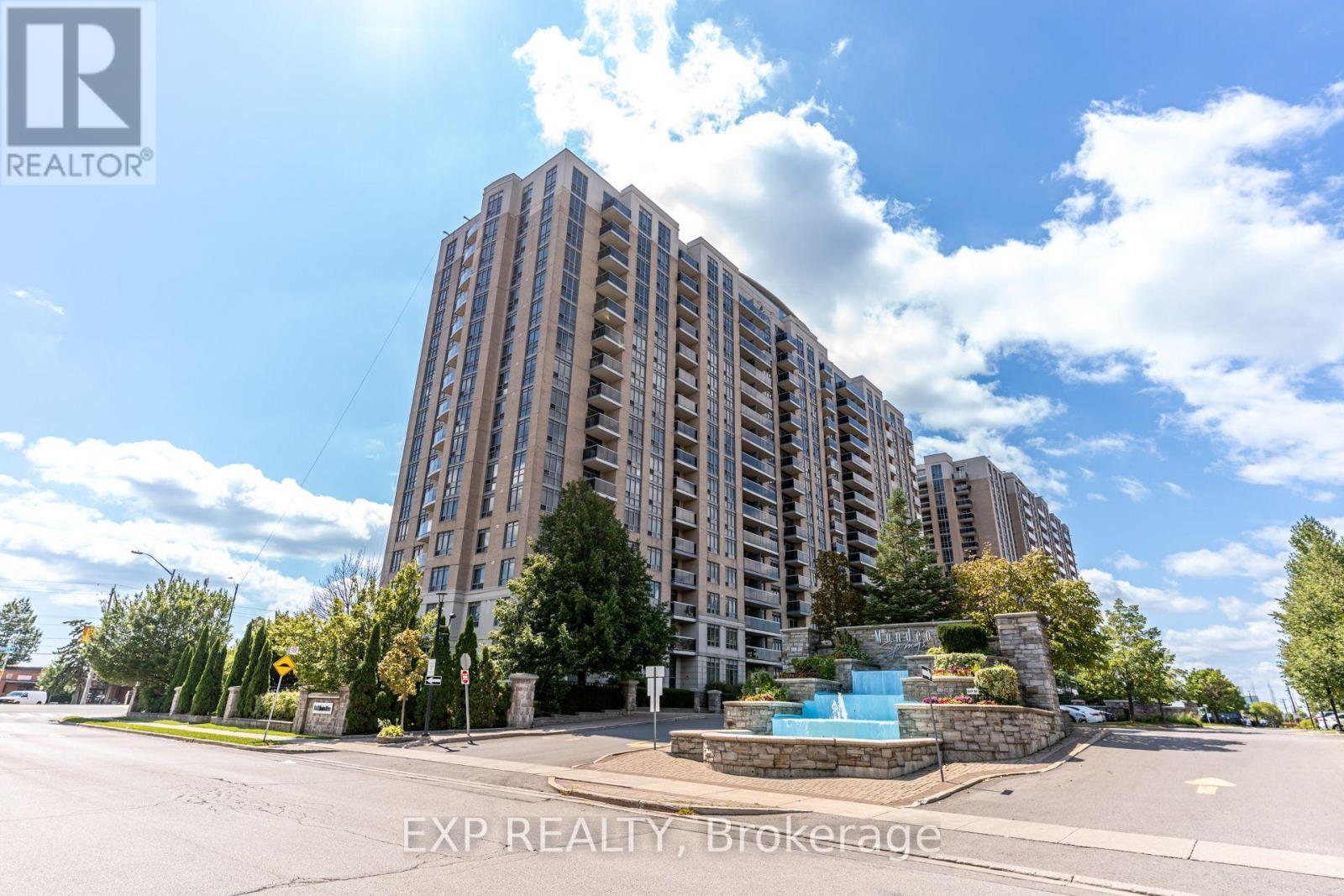 Residential in Toronto (Dorset Park)