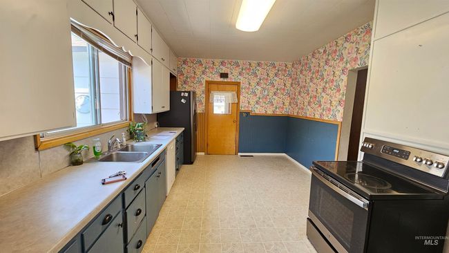 1012 Highway 12 E, House other with 4 bedrooms, 2 bathrooms and 1 parking in Pomeroy WA | Image 7