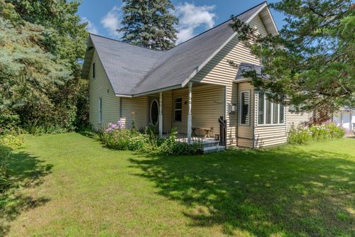 902 4th St Ne, Little Falls, MN, 56345-2303 | Card Image