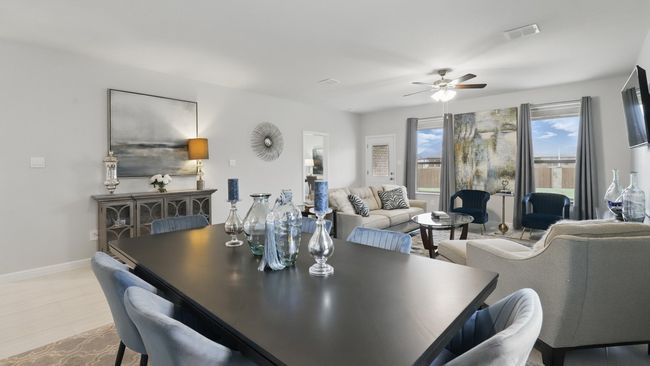 728 Amber Fields Drive, House other with 4 bedrooms, 3 bathrooms and null parking in Denton TX | Image 11