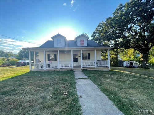 701 S Elmer St, Salem, MO, 65560-2309 | Card Image