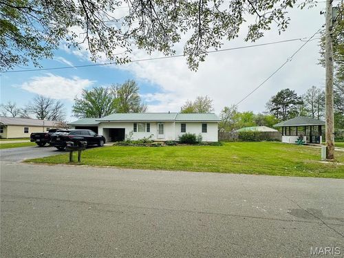 809 S Pollock St, Campbell, MO, 63933-5200 | Card Image