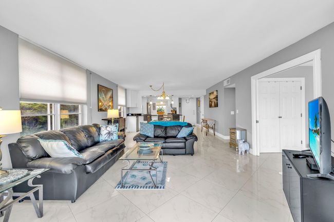 APT-1501 - 1 Harbourside Dr, Condo with 3 bedrooms, 2 bathrooms and null parking in Delray Beach FL | Image 14