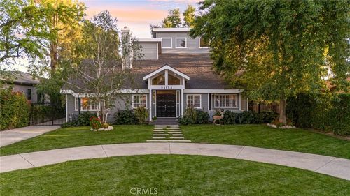 23134 Collins St, Woodland Hills, CA, 91367-6706 | Card Image