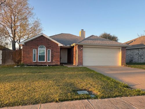1221 Crooked Creek Ct, Midlothian, TX, 76065-5086 | Card Image