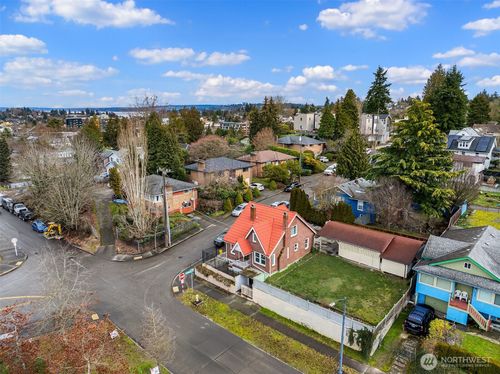 5202 35th Avenue S, Seattle, WA, 98118 | Card Image