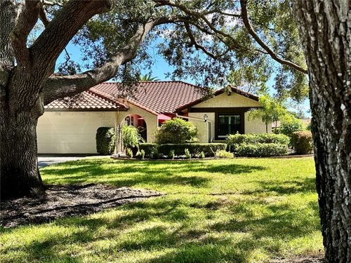 5455-5455 Golf Pointe Dr, SARASOTA, FL, 34243-3611 | Card Image