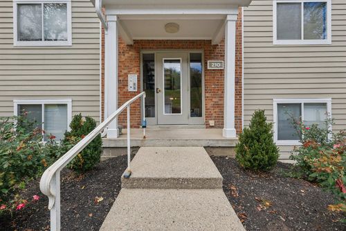 6-210 Willowbrook Ct, Wilder, KY, 41071-3357 | Card Image