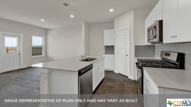 429 Wirecrested Dr, House other with 4 bedrooms, 3 bathrooms and null parking in Lockhart TX | Image 14