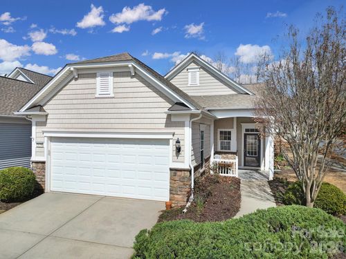 21206 W Tern Ct, Fort Mill, SC, 29707-5804 | Card Image
