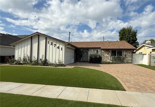 12741 Amethyst St, Garden Grove, CA, 92845-2805 | Card Image
