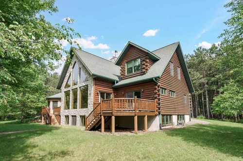 W5271 Southview Dr, Necedah, WI, 54646-7048 | Card Image