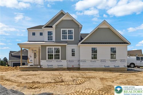 113-4780 Farrcroft Dr, Forks Twp, PA, 18040-6759 | Card Image