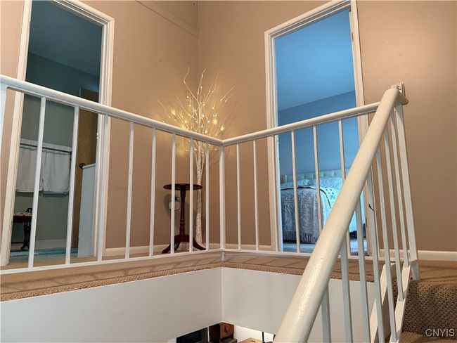 646 Idlewood Ct, House other with 3 bedrooms, 2 bathrooms and null parking in Baldwinsville NY | Image 12