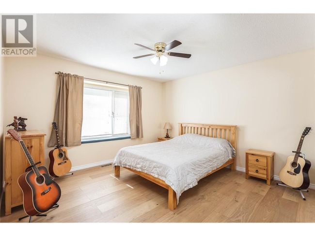 6655 Cosens Bay Rd, House other with 7 bedrooms, 5 bathrooms and 8 parking in Coldstream BC | Image 38