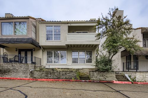 3323 Augusta Blvd, Rockwall, TX, 75087-5302 | Card Image