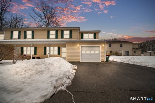 418 Meriden Waterbury Tpke, Southington, CT, 06489-4153 | Card Image