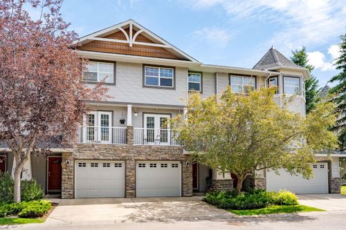 122 Inglewood Grove Se, Calgary, AB, T2G5R4 | Card Image
