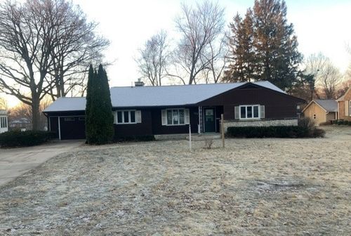 1317 Stephenson St, Freeport, IL, 61032-4775 | Card Image